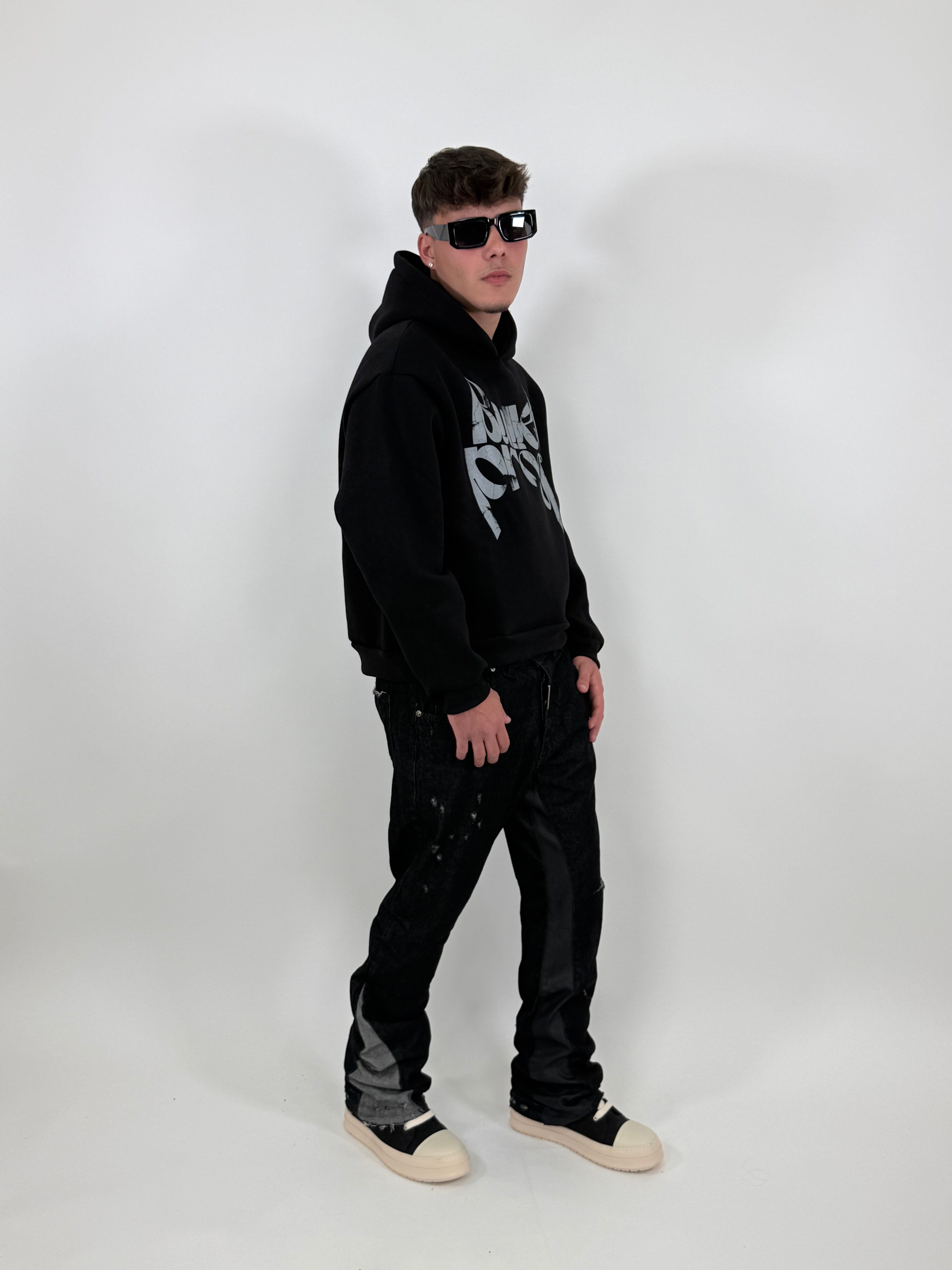 Flare Black