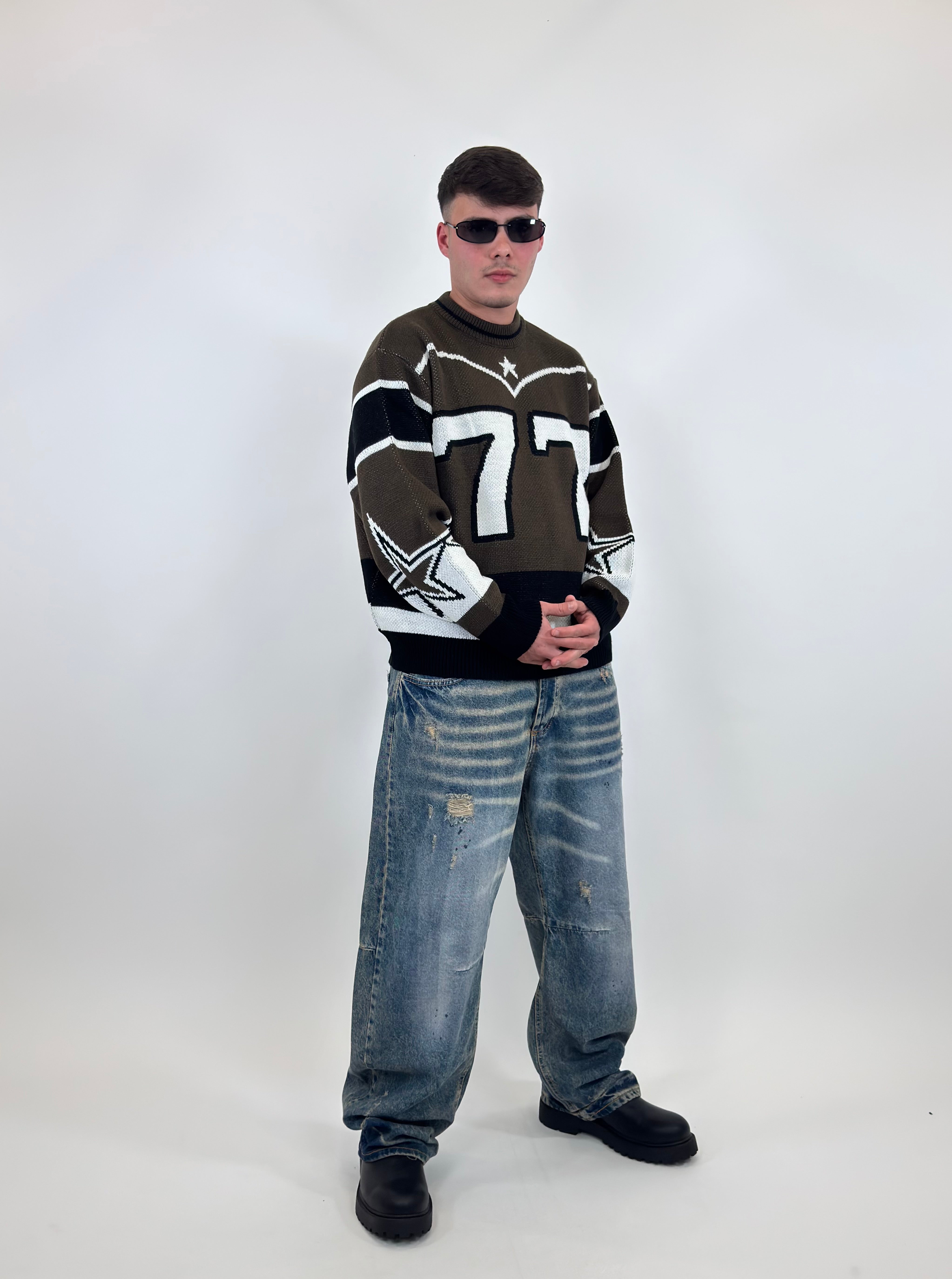 Maglione 77 Archiive