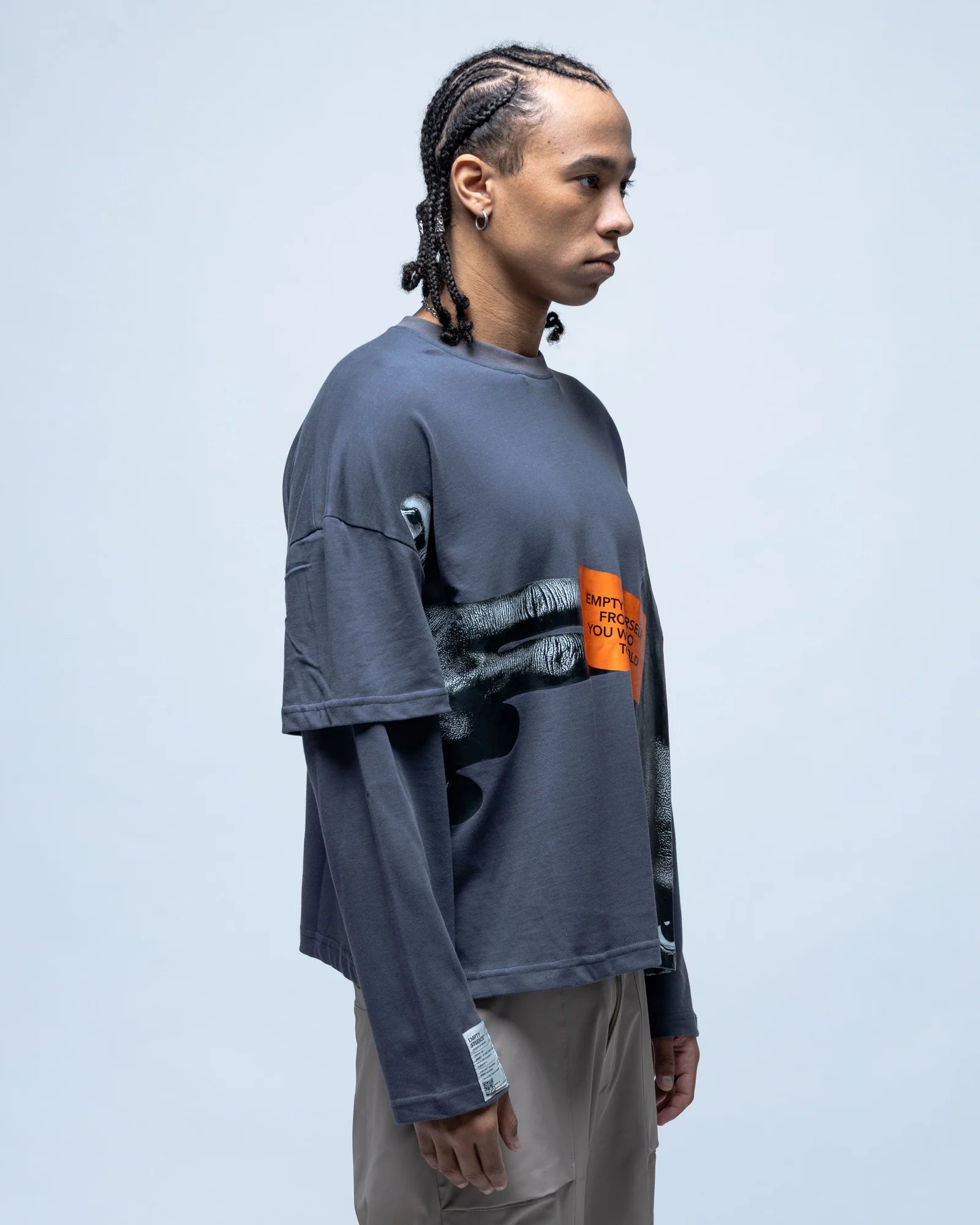 Statement Tee Dark Grey